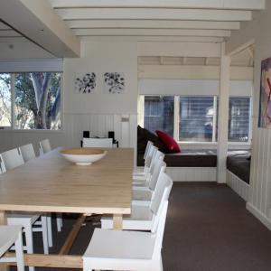 White Mountain Lodge Динър Плейн Екстериор снимка